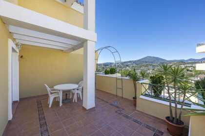 fba2808257da90d01c62ad7da46b8362 - 2