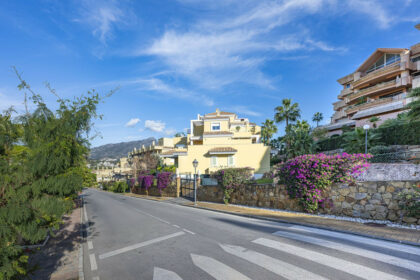 fba2808257da90d01c62ad7da46b8362 - 22