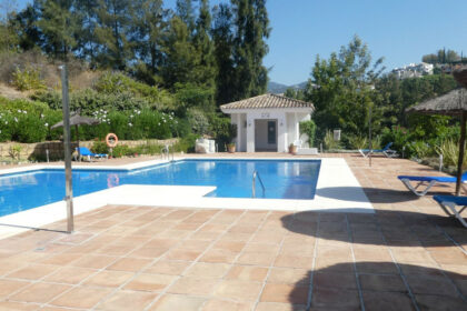 fbebcf18b5f2f2bcfba6fc8c6a031164 - 4