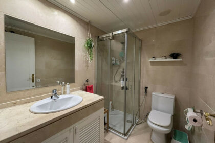 fbebcf18b5f2f2bcfba6fc8c6a031164 - 7